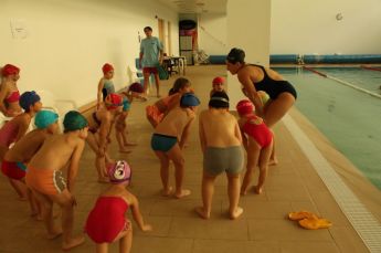 Amőba úszóiskola nyári tábor